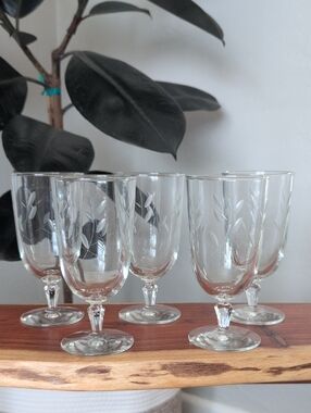 Vintage Libbey Windswept Etched Glass Ice Tea Glasses Goblets - Clear (Set of 5)